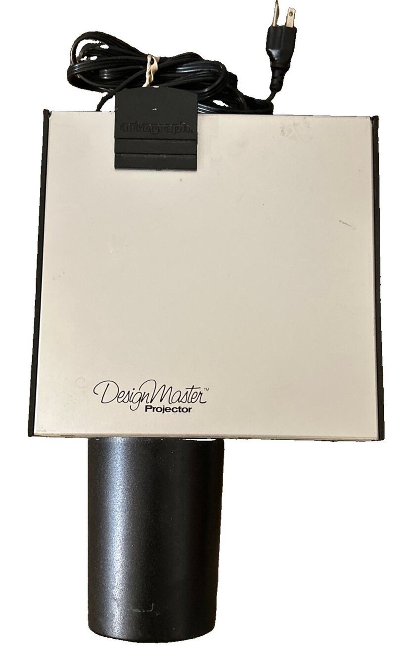 Artograph Design Master Projector Enlargement/Reduction 60Hz 250W Tested Works!
